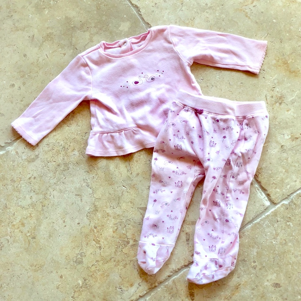 Matching top and footed bottom